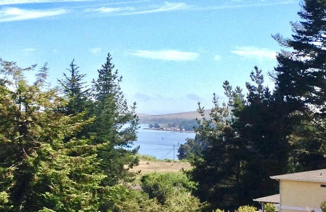 'BAY VIEW' BEIM CHARMING REMODELED 5 STAR HOME! FENCED YARD & SPA-ALLES ALLES!