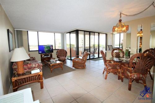 Bay Front Serenity 4th Floor 2BD 2BA at Isla Del