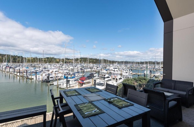 Bay of Islands Apartment with Marina Views