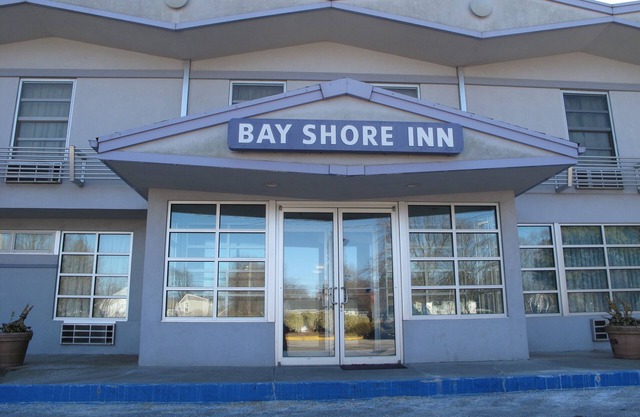 Bay Shore Inn