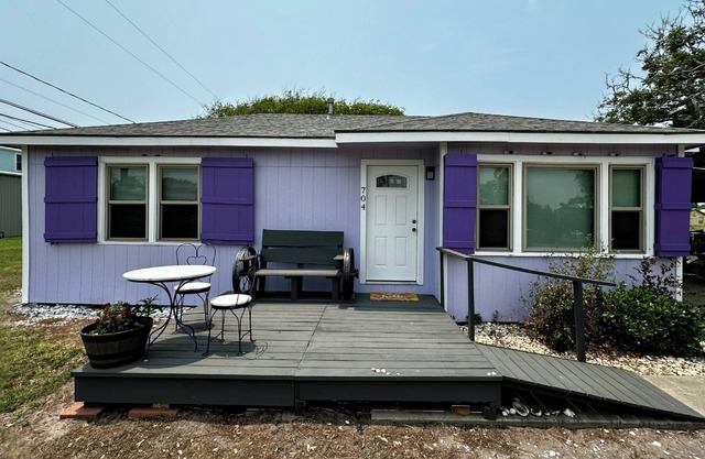 Bay view fisherman's cottage. Located in Seadrift, near Port O' Connor, TX.