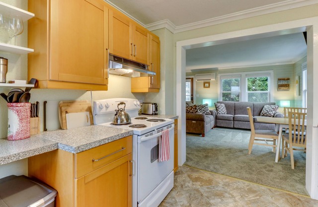 Bay View Home, Blocks von Restaurants, Einkaufsmöglichkeiten und Waterfront!