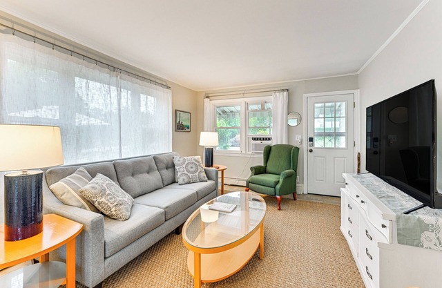 Bayfront East Quogue Retreat w/ Private Boat Dock