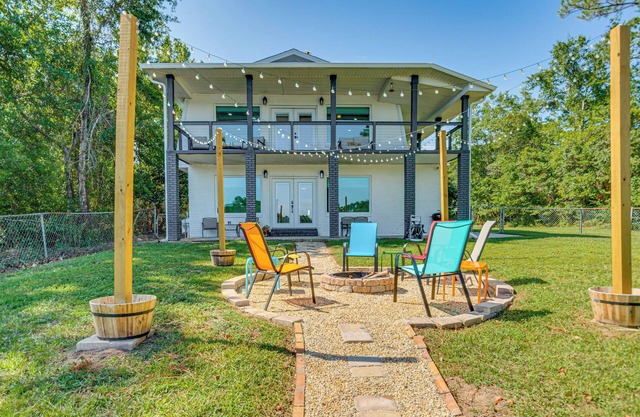 Bayfront Milton Retreat with Dock & Game Room