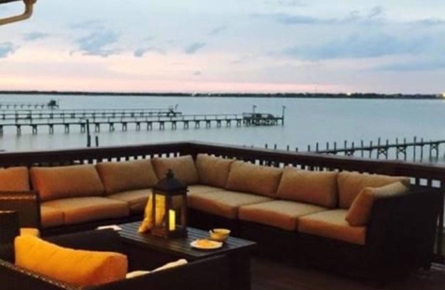 Bayfront Oasis house! on Copano Bay in Rockport, Tx