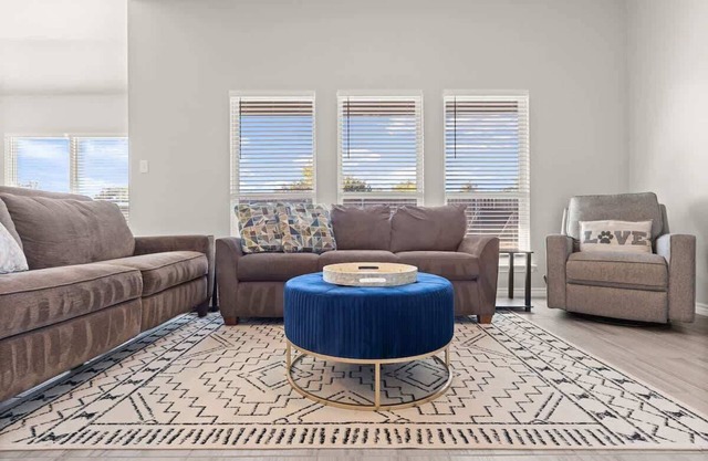 5 Bed|2 Ba|4 Mi to BS&W|9.1 Mi to UMHB|Crib+WIFI