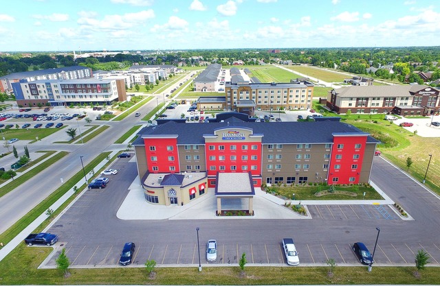 Baymont by Wyndham Grand Forks