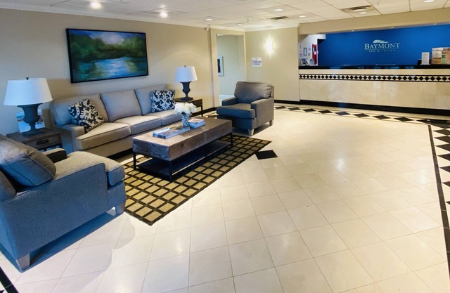 Baymont by Wyndham Latham Albany Airport