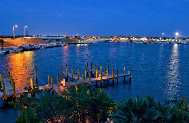 Bayview Manor at Paradise Harbor with Private Pool and Dock!