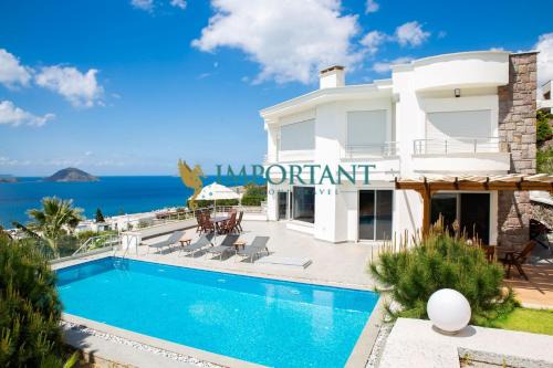 BD4123 Five Bedroomed Villa with Pool and Sea View