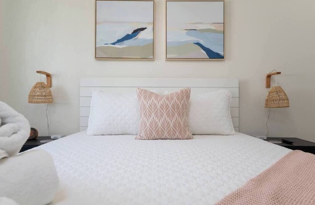 Be A Nomad | Bright and easy access to ocean - B