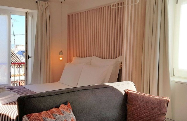 Be Local - Duplex apartment in the heart of Alfama in Lisbon