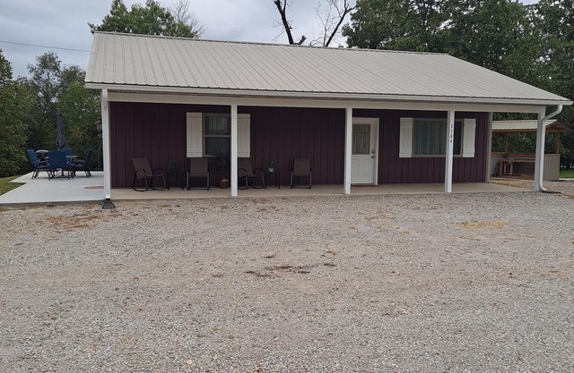 Be on the waters of Lake Norfork or the White river in 8 minutes