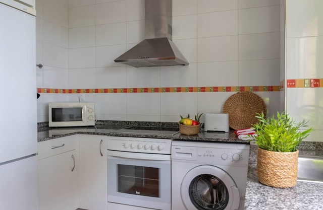 BEAUTIFUL APARTMENT ON THE BEACH N34-1D
