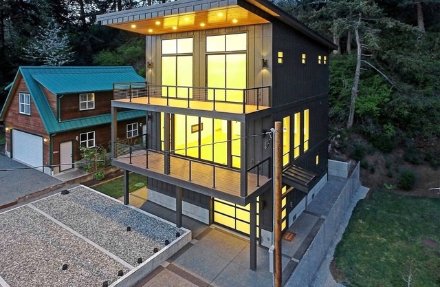 Beach Access, Traeger Grill, Peloton & Bay View