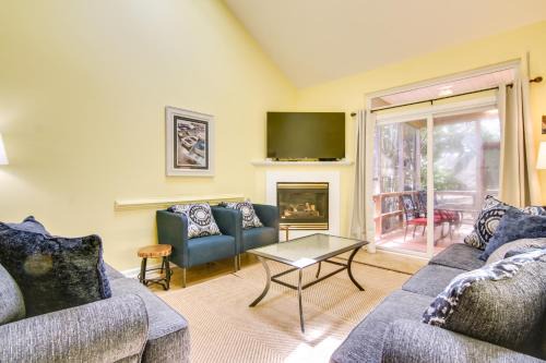 Beach and Pool Access Ocean Pines Coastal Cottage!