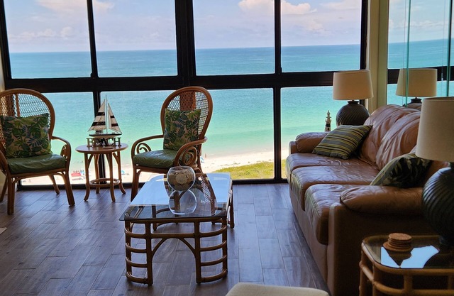 Sand Key - Clearwater Beach 16. Stock Condo - Golffront Spektakuläre Aussichten