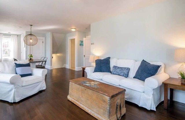 Newport-Middletown Beach Loft! Gehen Sie zu Eastons Strand! Neu renoviert!