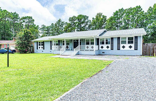Beach Bum Game House Games and Salt Pool