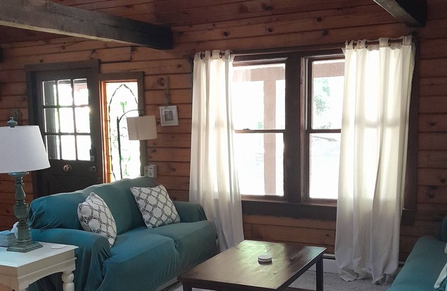 Beach Cabin With Pool- Only 4 Miles From The Beach