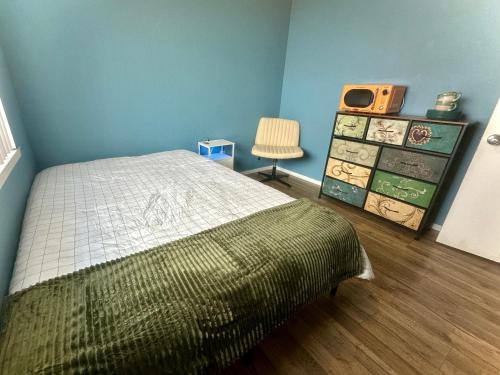 Beach Condo Room, Bath, Garage