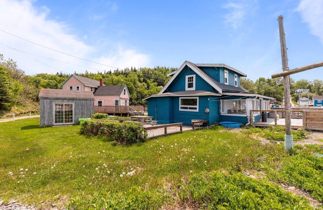 Beach Cottage 2 plus
