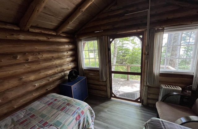 Beach Cottage - Silver Birches - Hubbards Beach