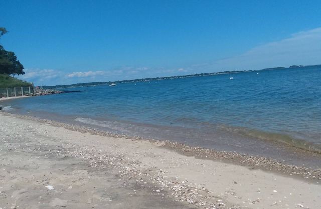 Beach cottage with private bay beach access!
