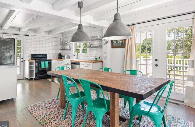 Beach Dreams in a beautiful New England timber framed cottage