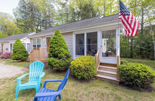 Beach Dreams Retreat: Your Home Away From Home