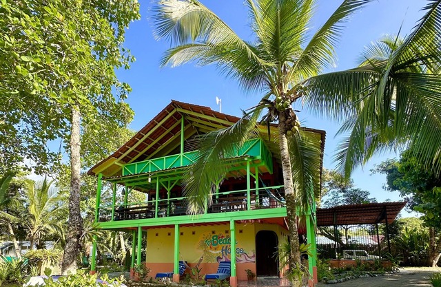 4BR / 4BA Jungle Oase + 15 Betten. Perfekt für große Gruppen.