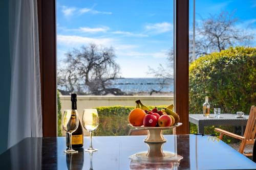 Beach-front boutique apartment Lido 113