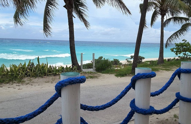 STRAND VORNE. ZENTRALE LOKALE. ATEMBERAUBENDEN BLICK. KABEL. GRATIS WIFI. BBQ.*GENERATOR*