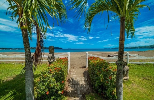 Strandfront Füße im Sand, Meerblick, 1 BR 1BA, Ocean Front Pool