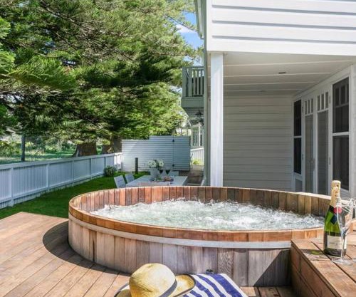 Beach Front House Outdoor Hot Tub Sauna