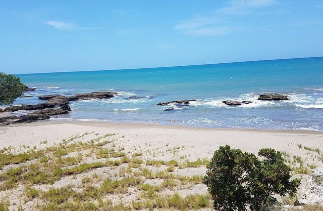 Beach Front 2-BR 2-BA Huge House in charming St. Elizabeth Parish with WiFi, AC