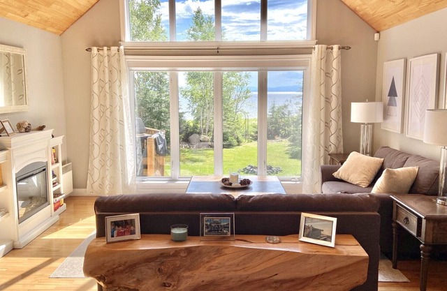 Beach Home Getaway - Your Private Beach Retreat!
