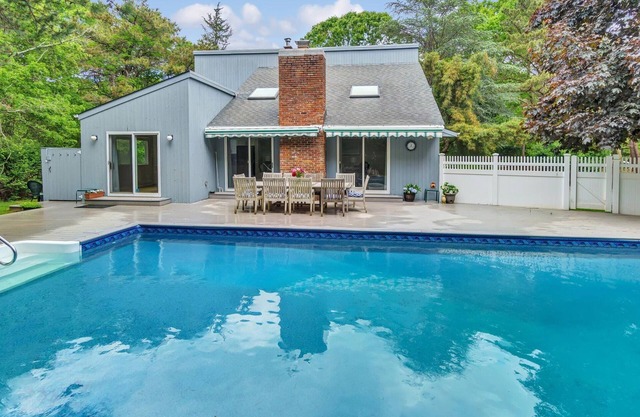 Beach house in the Hamptons! 4BR, 4BA, heated pool, hot tub, game room.