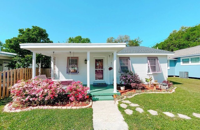 Beach House perfect for you!