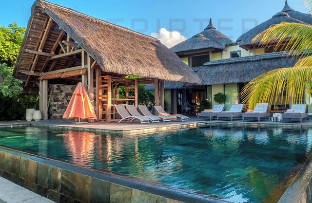 Perfektes Strandhaus mit privatem Pool in Belle Mare – Searou von TRIPTER