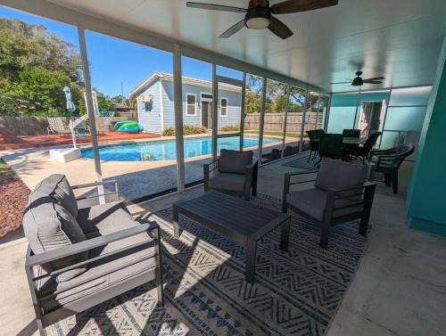 Beach House with Tiny House and Pool