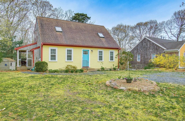 Beach & Lake Access: Home w/ Porch in Mashpee!
