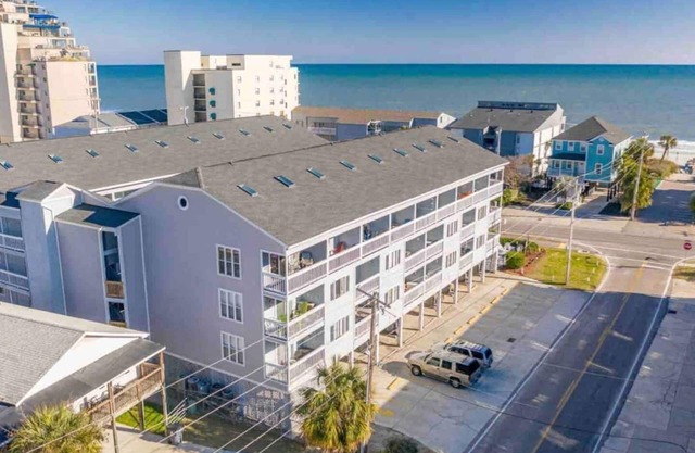 Neu renovierte Beach Condo mit Meerblick