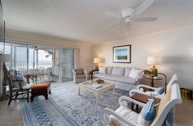 Beach Retreat / Geräumig / Schritte zum Strand.