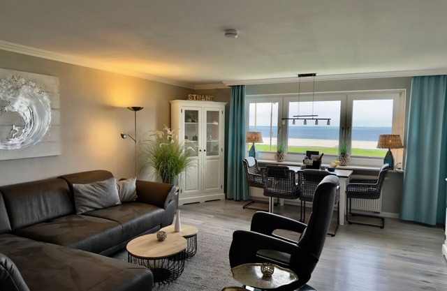 Strand & Meer - Gemütliche drei Zimmer Wohnung mit fantastischem Meerblick in