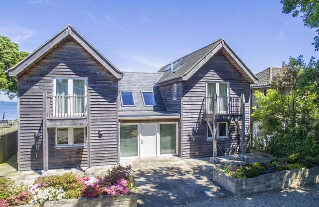 Beach Side - ein Haus für 6 + 2 Gäste in 4 Schlafzimmern
