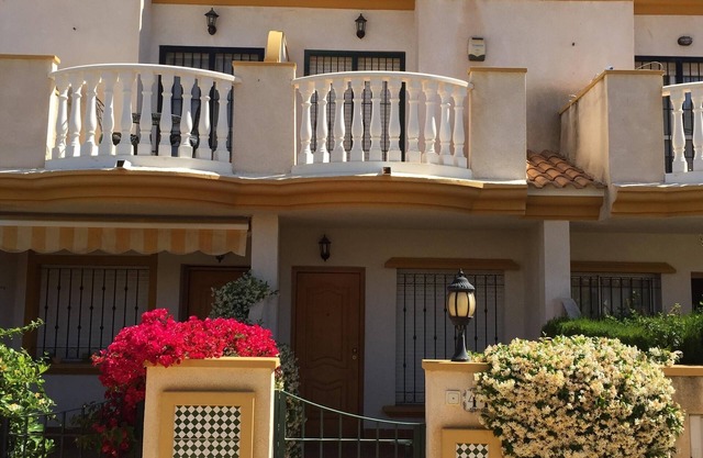 ZWEI SCHLAFZIMMER STADTHAUS IN DER NÄHE STRAND UND GOLFPLÄTZE