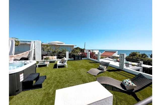 Beach Villa Mojoneo @ El Cocal. Secluded beach, Rooftop, Jacuzzi, Pool table
