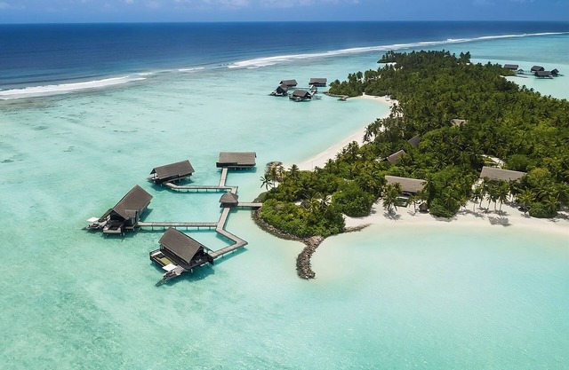 Beach Villa With Pool At One&Only Reethi Rah