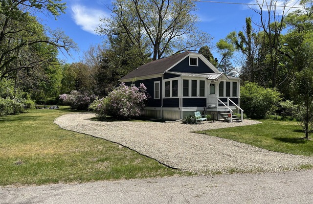 Strand begehbares Vintage Cottage